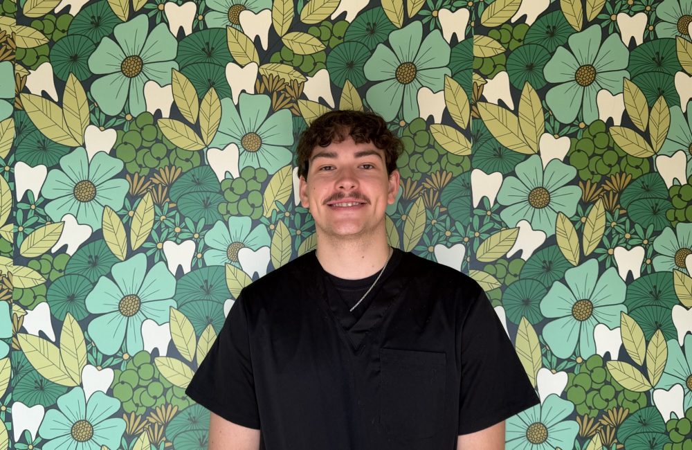 Dane, Dental Assistant